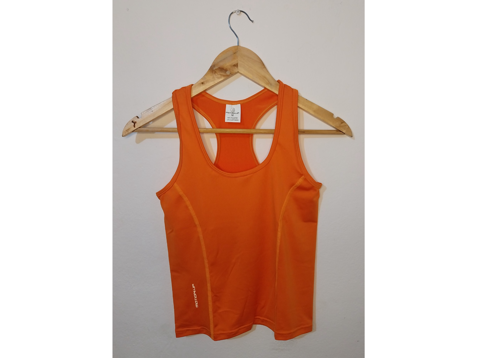 Musculosa entallada talle M