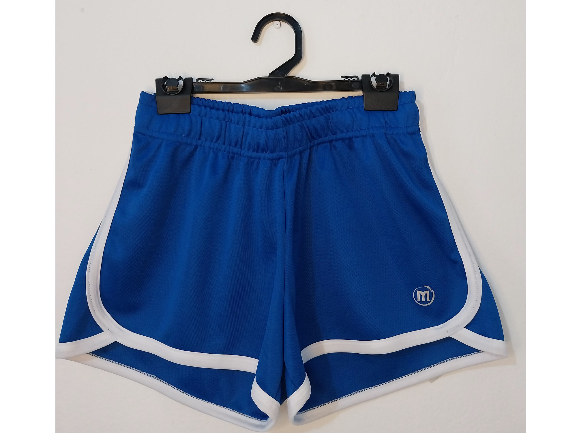 Short deportivo con boquilla talle S
