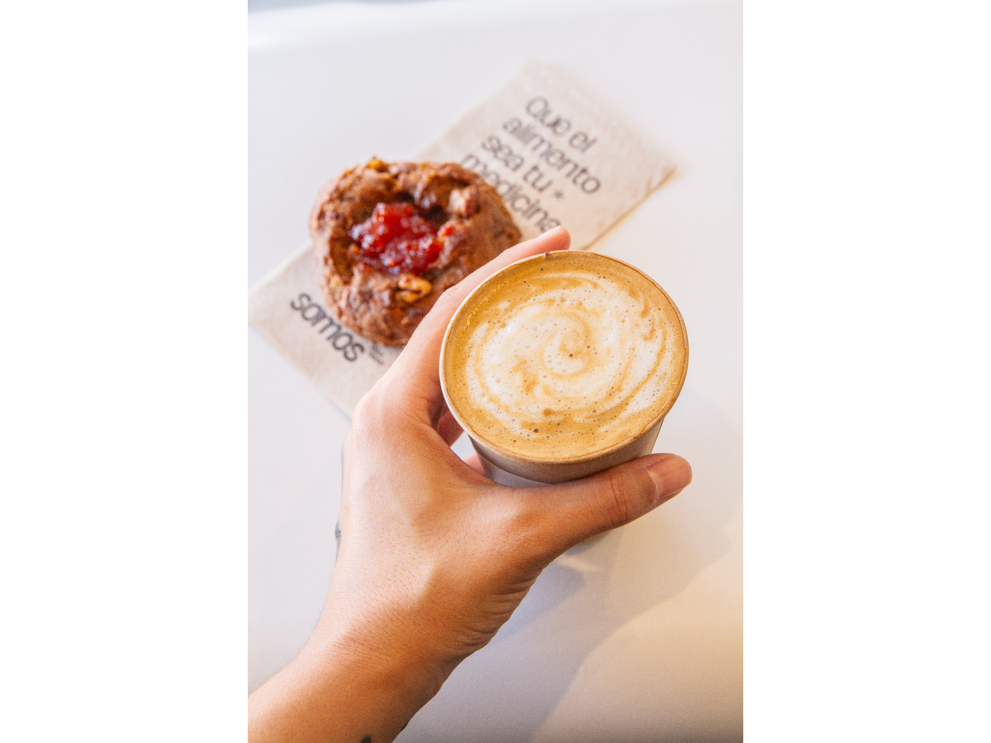 PROMO CAFÉ + GALLETA DE ALGARROBA