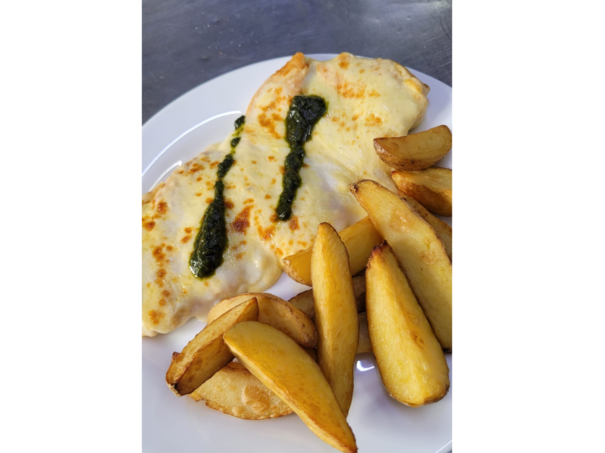 Pollo a la Suiza con guarnición