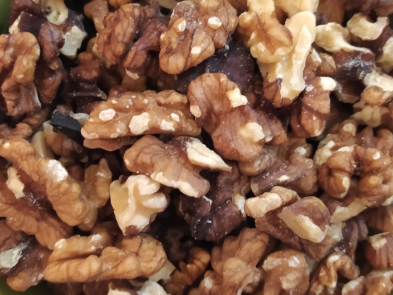 NUECES DORADAS