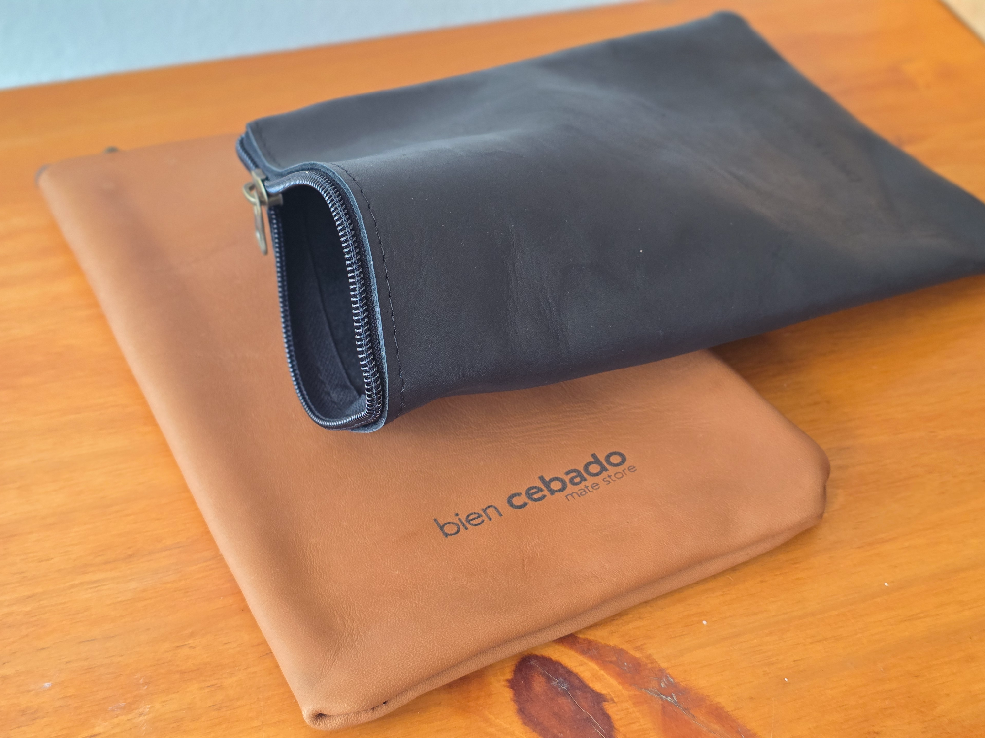 Yerbera de cuero 500g