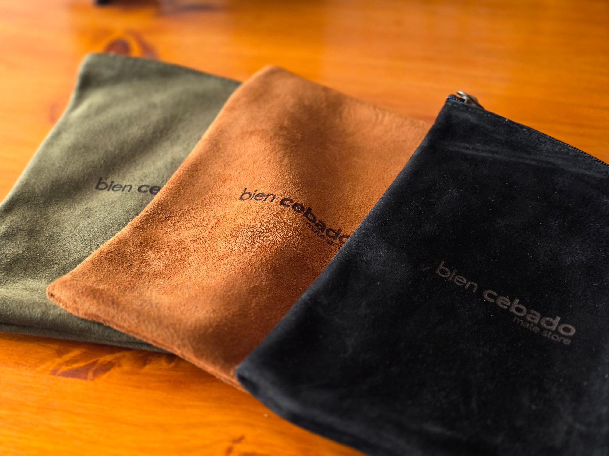 Yerbera cuero gamuzado 500g