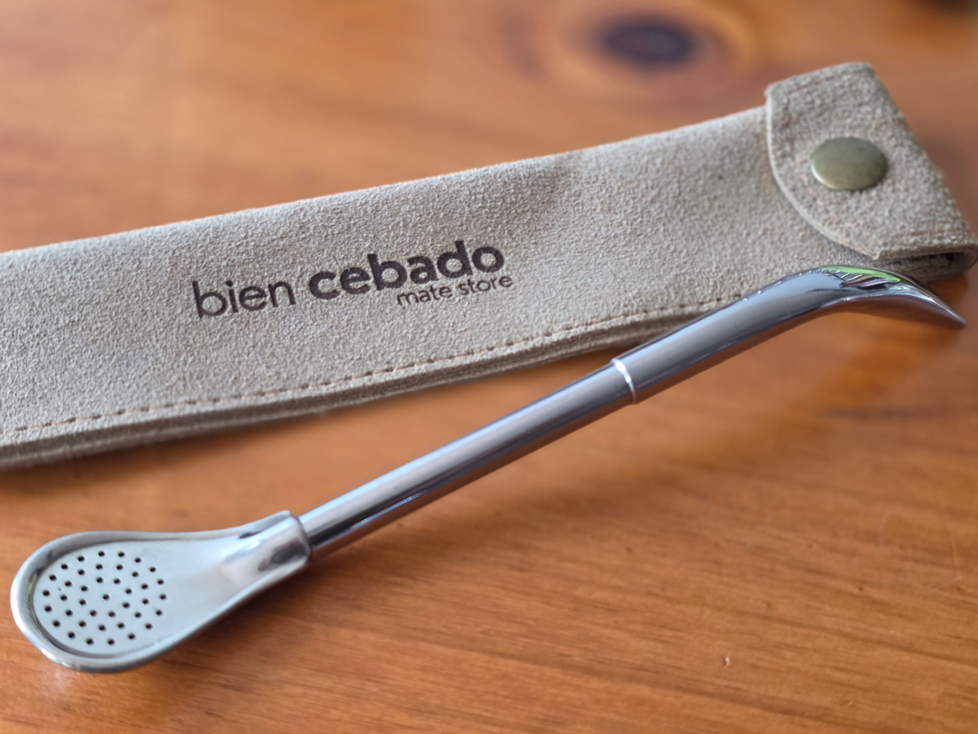 Bombilla pico de loro al