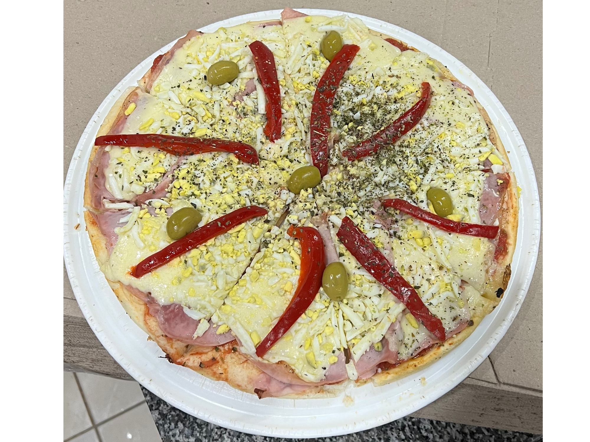 pizza Jamón y Morrones