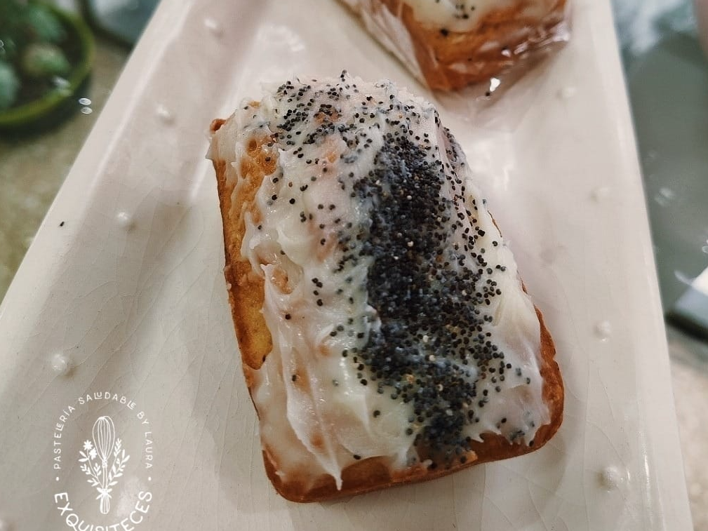 Mini budín limon con amapolas