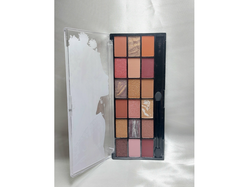 PALETA GEISHA 18 SOMBRAS