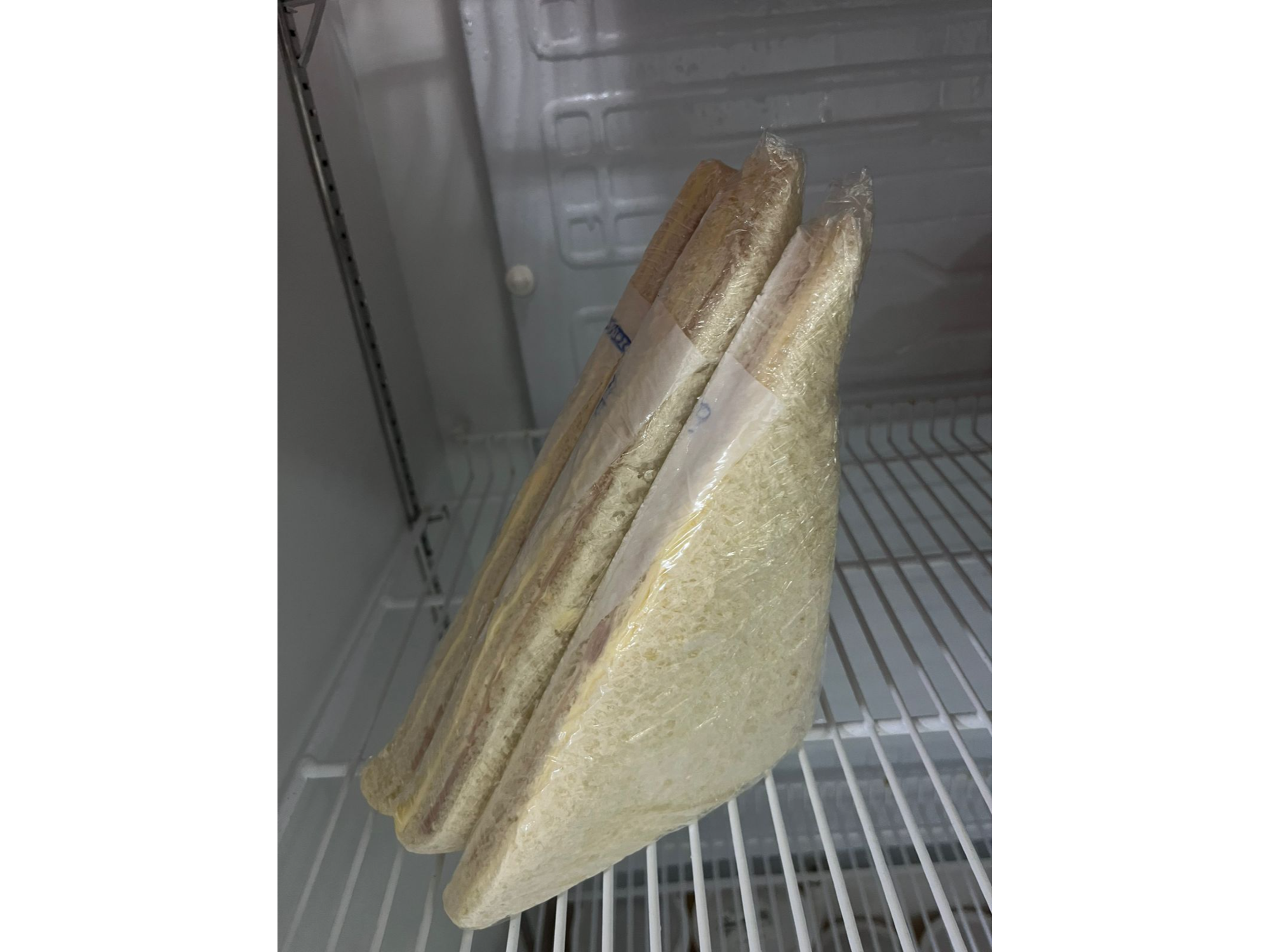 MIGA TRIANGULO - APARTIR DE 10 UND