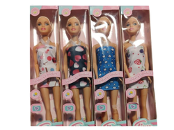 Muñeca tipo barbie tiny