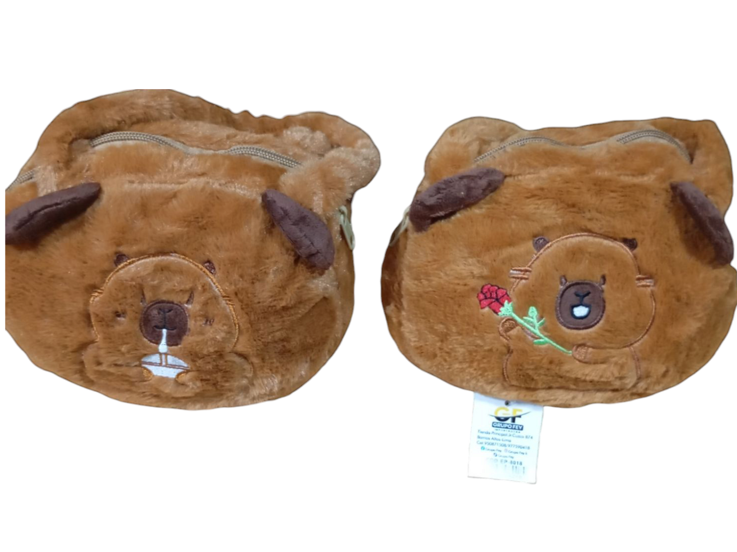 Cartera peluche capibara