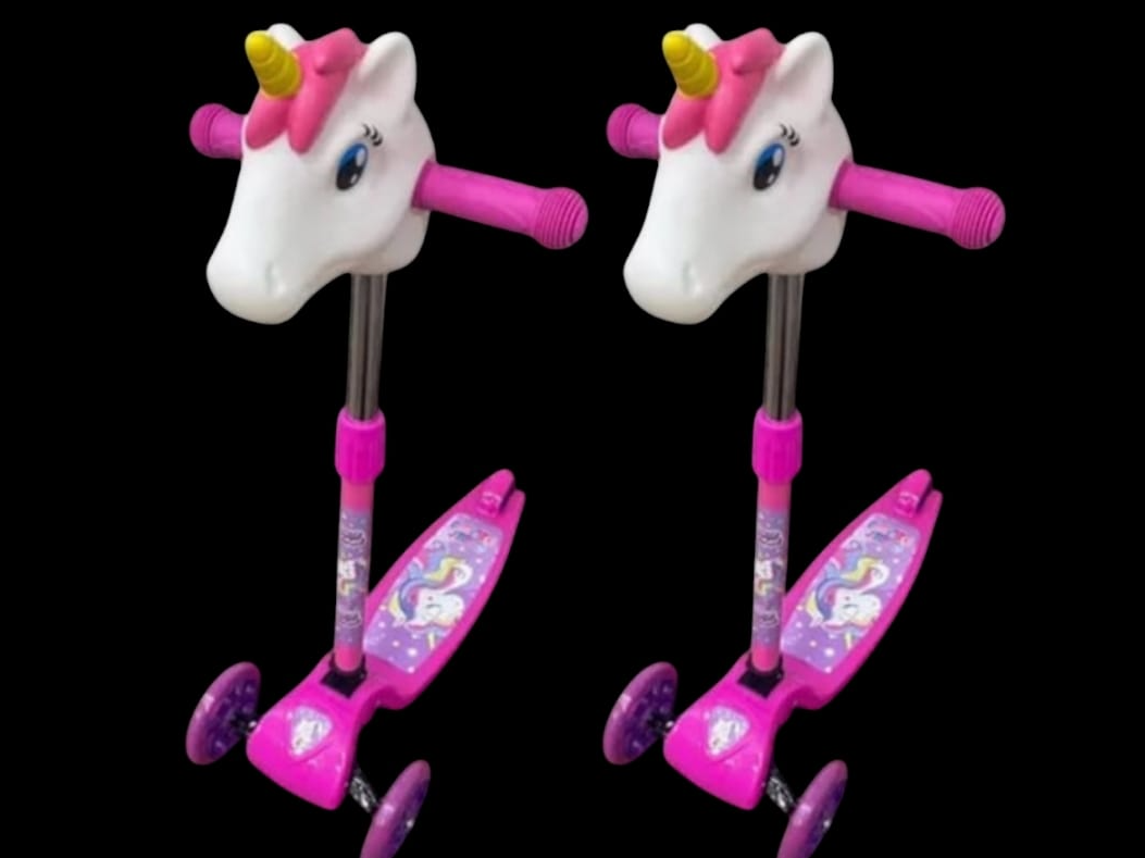 Monopatin cabeza de unicornio