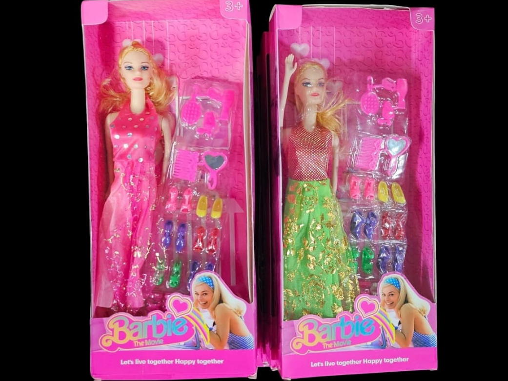 Muñeca Barbie con accesorios