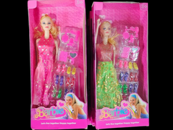 Muñeca Barbie con accesorios