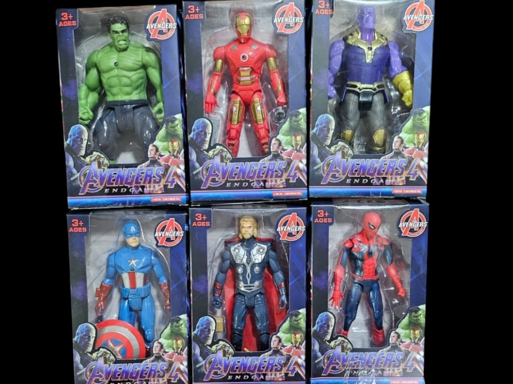 Muñeco avengers de colección