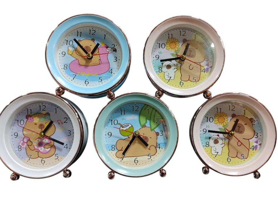 Reloj despertador capibara