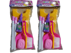 Set limpieza con cartel de peligro