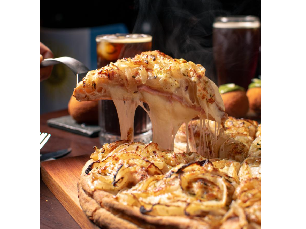 PIZZA RELLENA FUGAZETTA CON JAMON de DeCulto