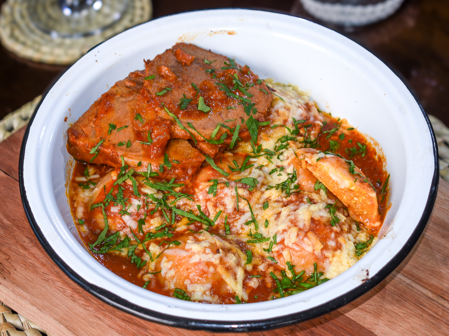 Sorrentinos de calabaza, castañas de caju y muzzarella.