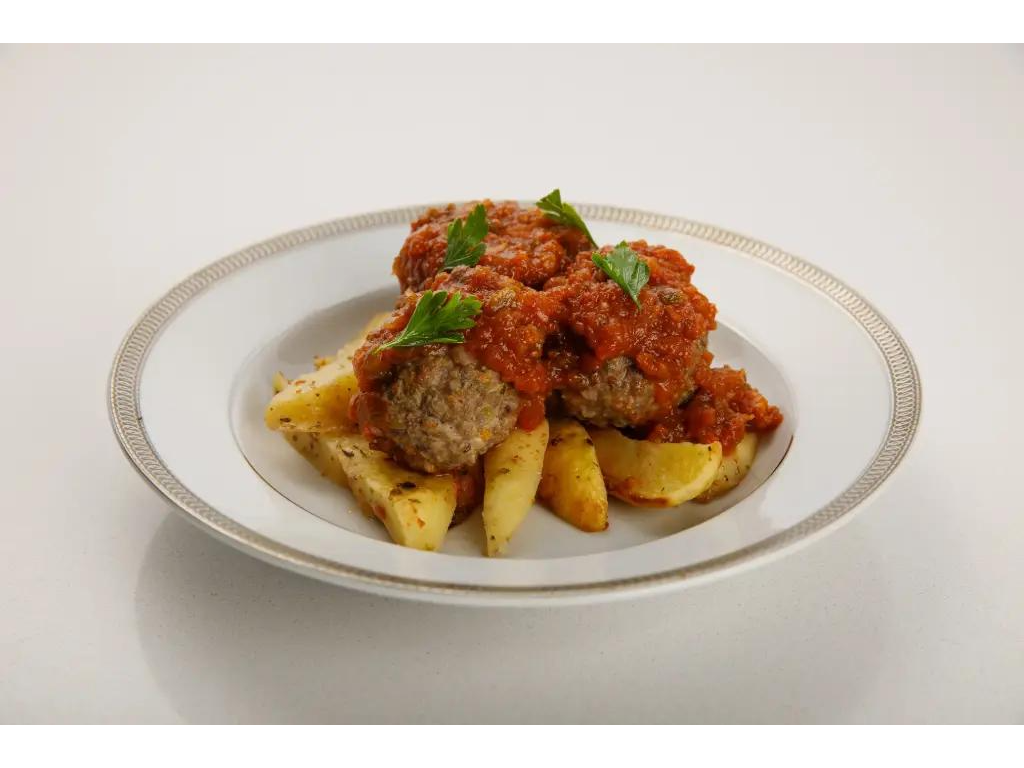 LASAÑA DE BERENJENA TOMATE Y MUZZARELLA