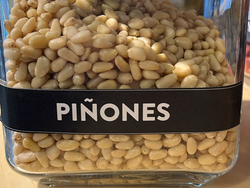 PIÑONES X 100 G