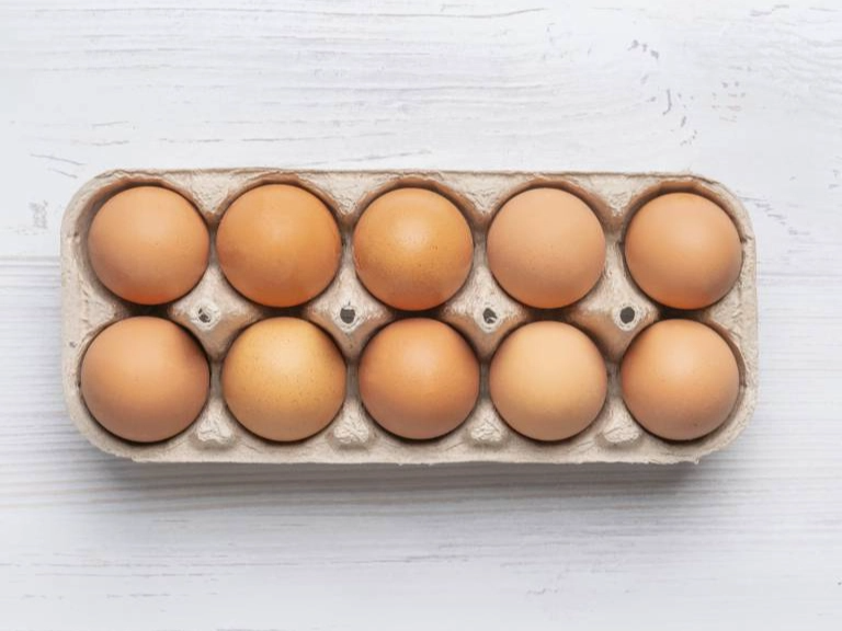 HUEVO COLORADO/BLANCO