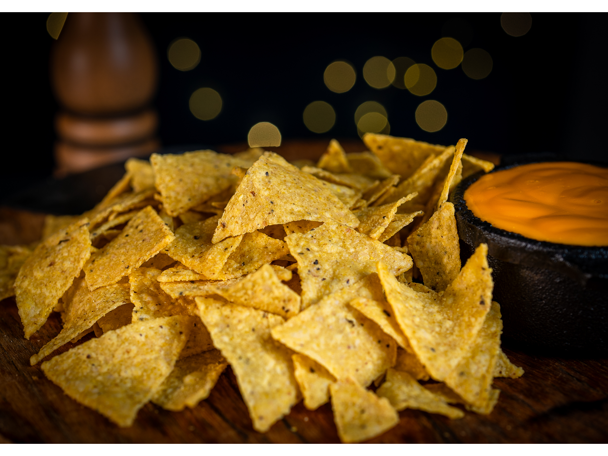 Nachos Con Queso Cheddar Fundido