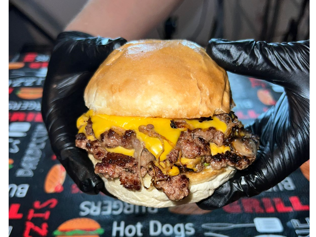 OKLAHOMA (incluye papas)