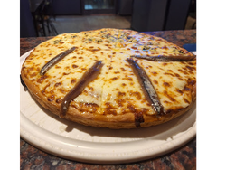 QUESO CON ANCHOAS