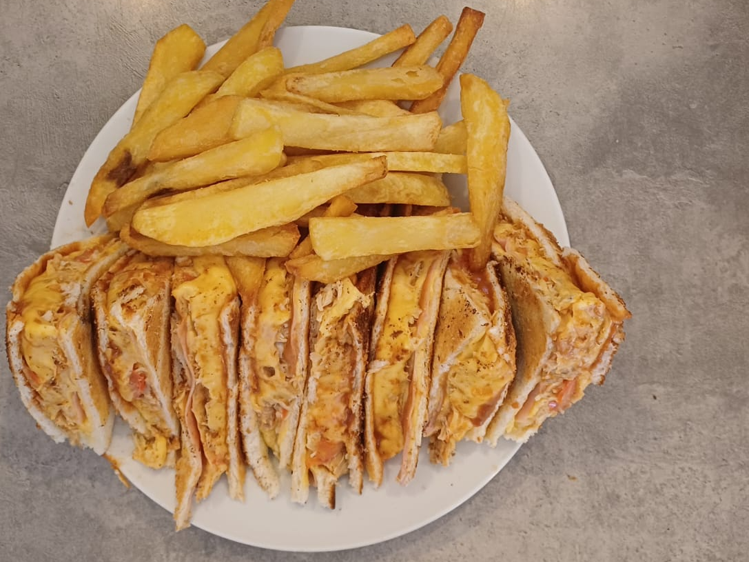 Carlito especial p/2 personas c/papas