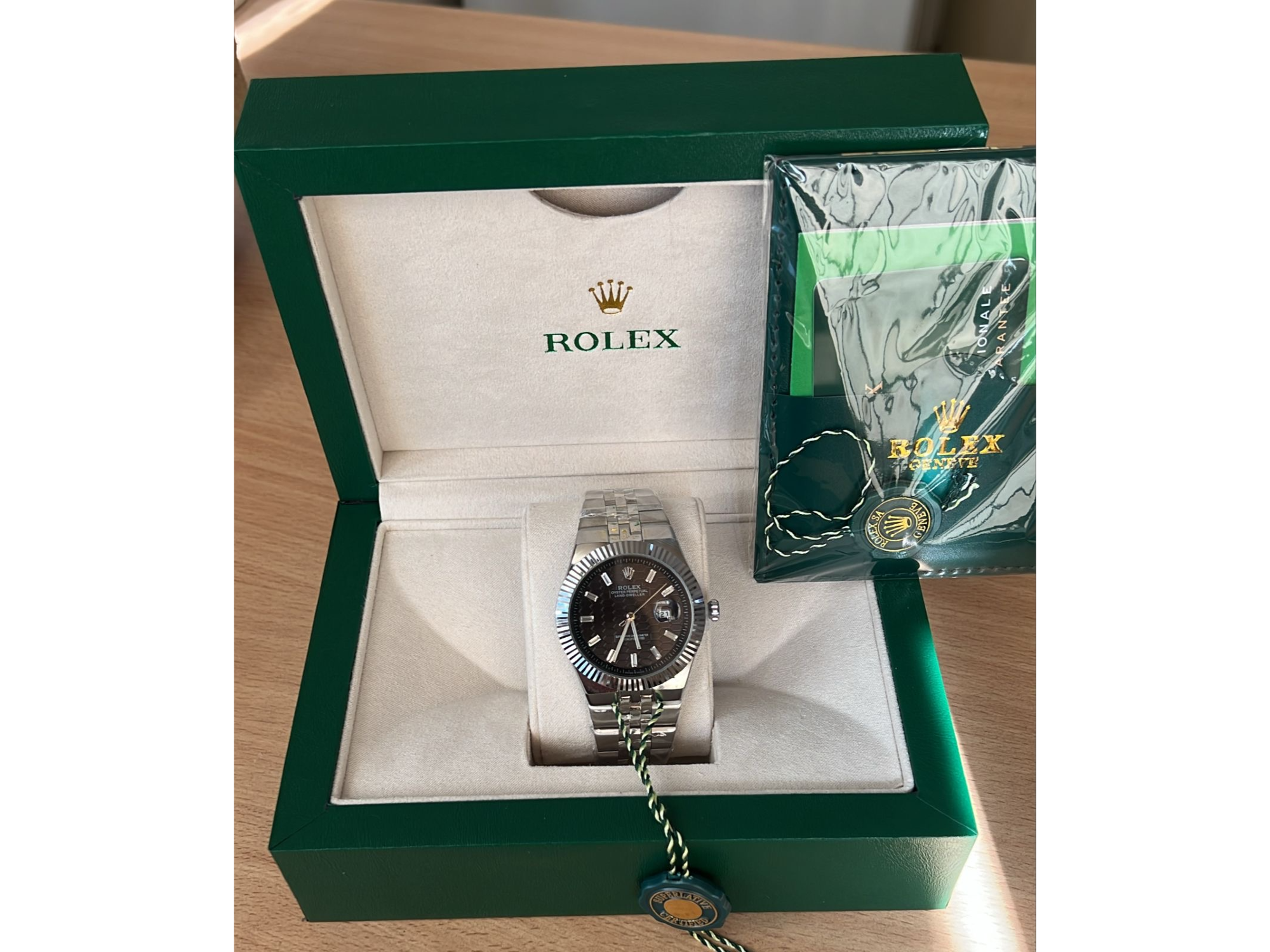 Oyster Perpetual Land Dweller