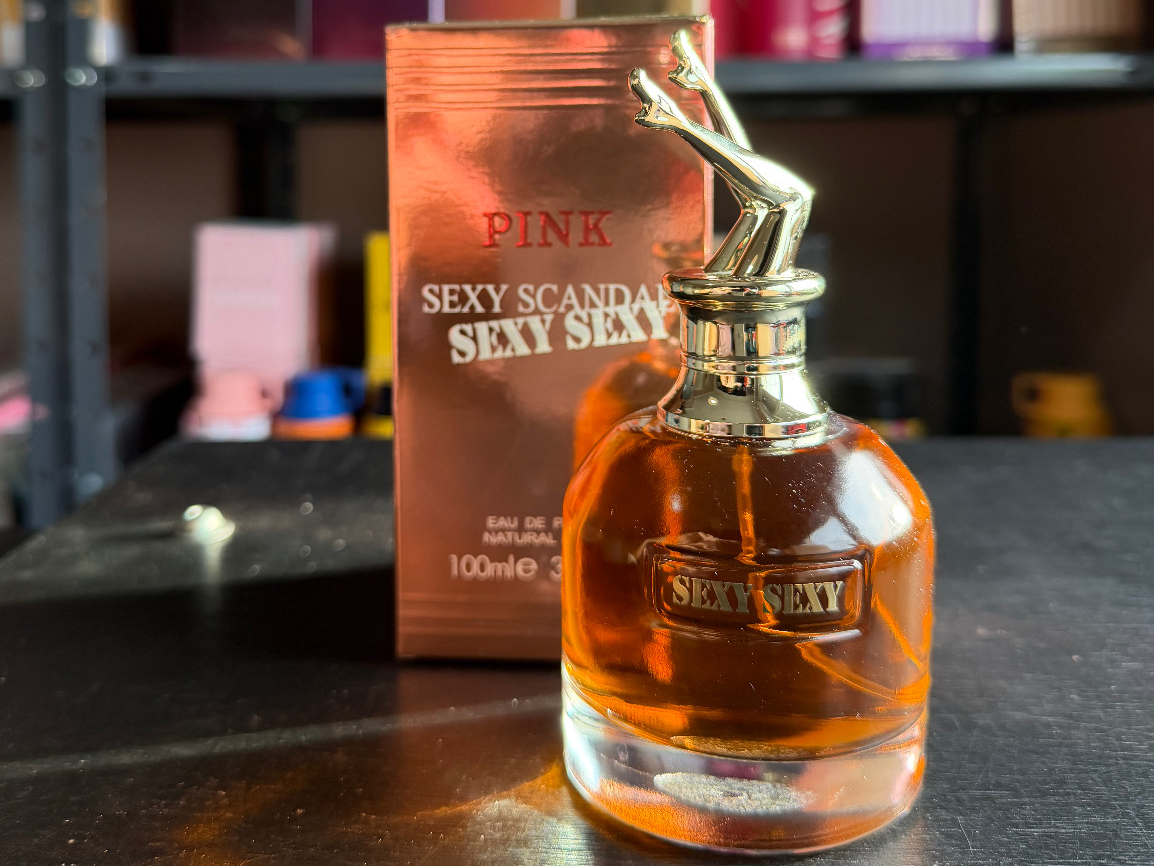 Sexy Scandal (Femenino)