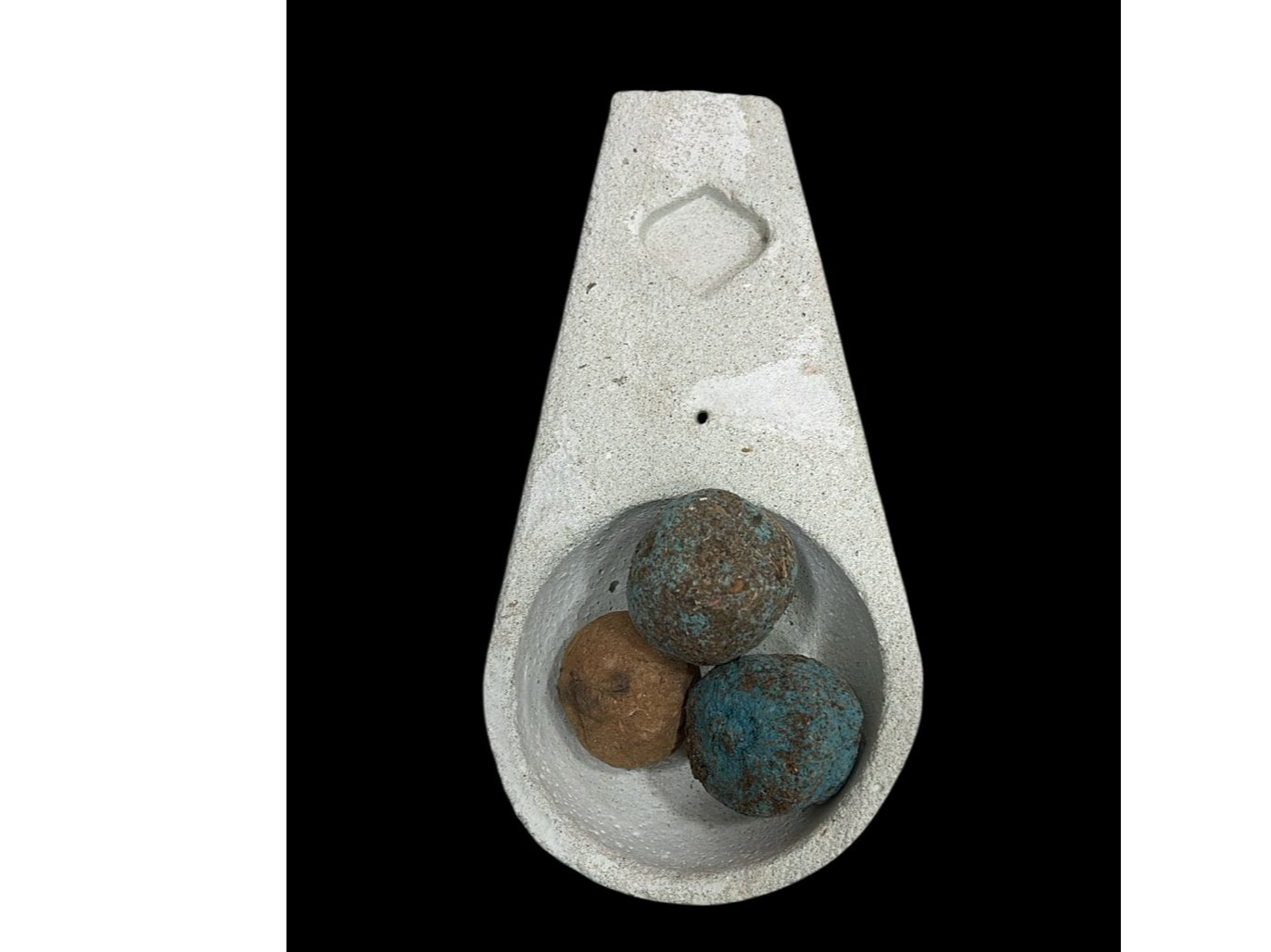 Sahumador Sagrada Madre cemento color cod:12550