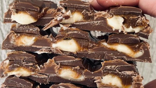 CHOCOLATES - POSTRES