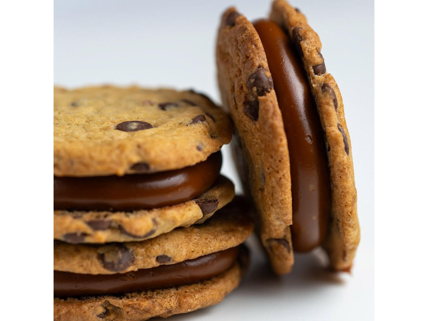 ALFAJOR CON TROCITOS DE CHOCOLATE Y DDL SIN AZUCAR