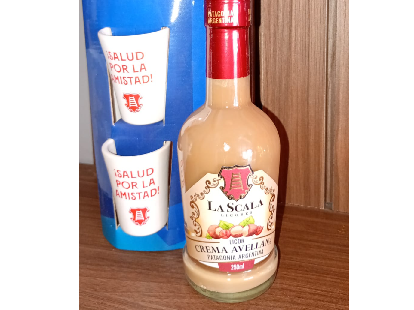 Licor + 2 Chupitos de cerámica