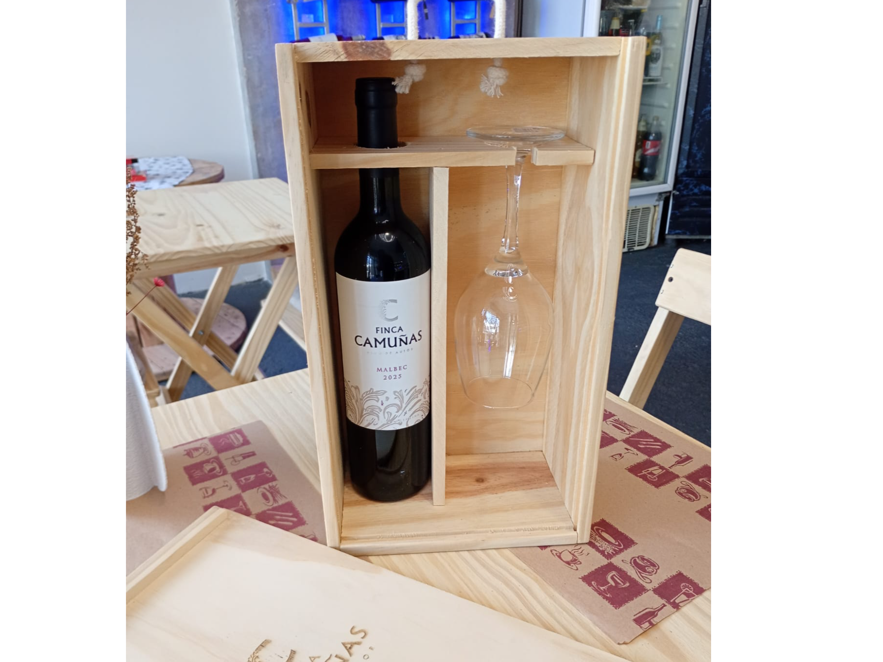 Caja para Vino + Copa