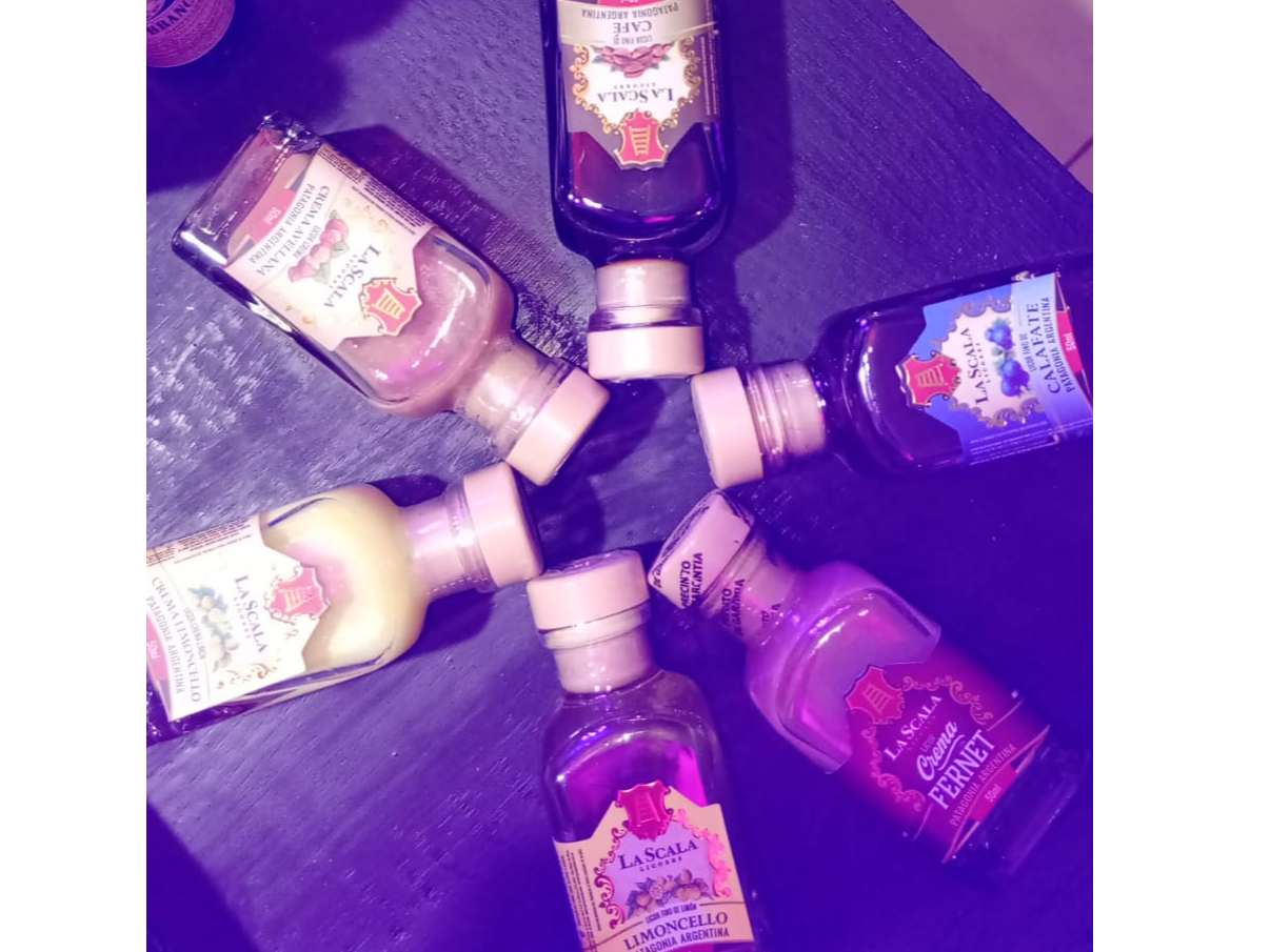 Pequeños Tesoros La Scala Fernet