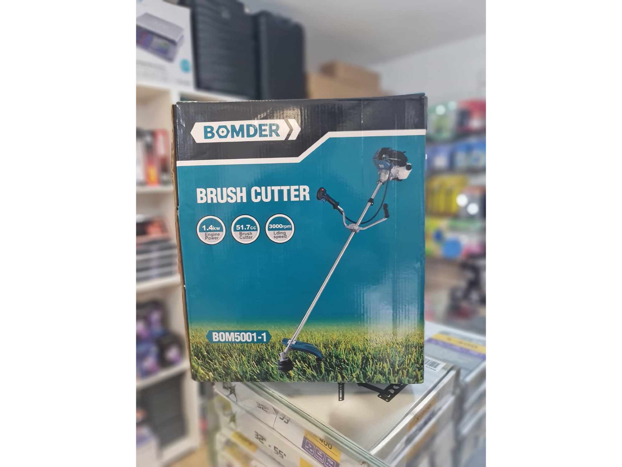 Motoguadaña con motor a combustión