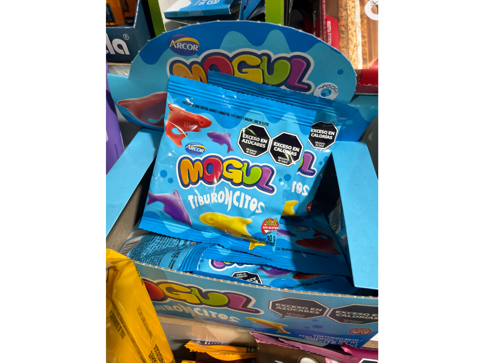 MOGUL TIBURON