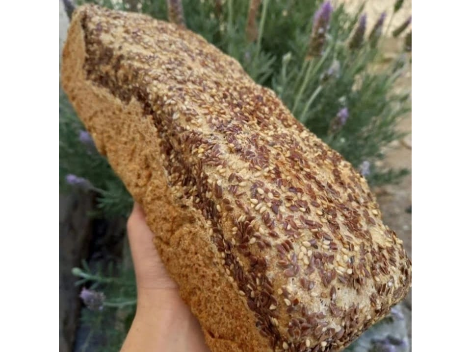 Pan de molde integral con semillas 1kg