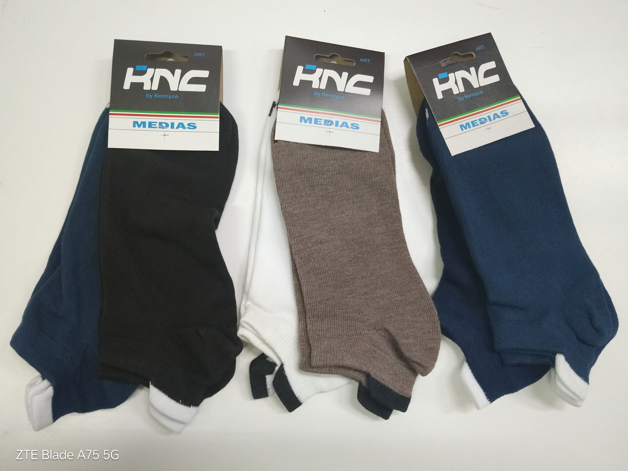 DOCENA  SOQUETE  DEPORTIVO  HOMBRE   KNC