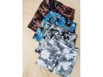 DOCENA SHORT LYCRA ESTAMPADOS