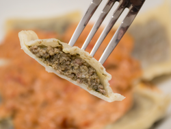 Ravioles de Carne y Espinaca. porción de 12 unidades