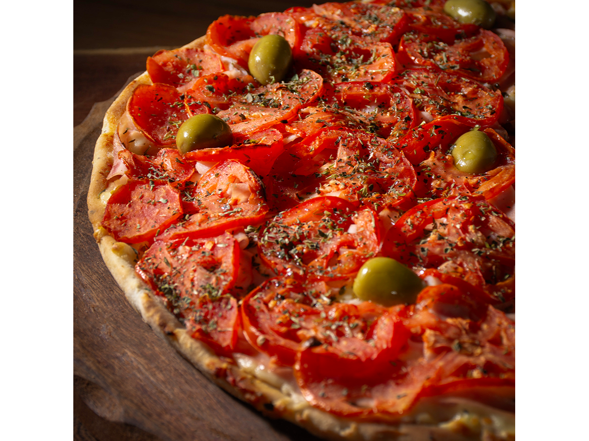 1 Pizza Napolitana + 1 Pepsi 1.5