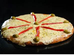 Pizza Muzzarella + Seven Up 1.5 Lt