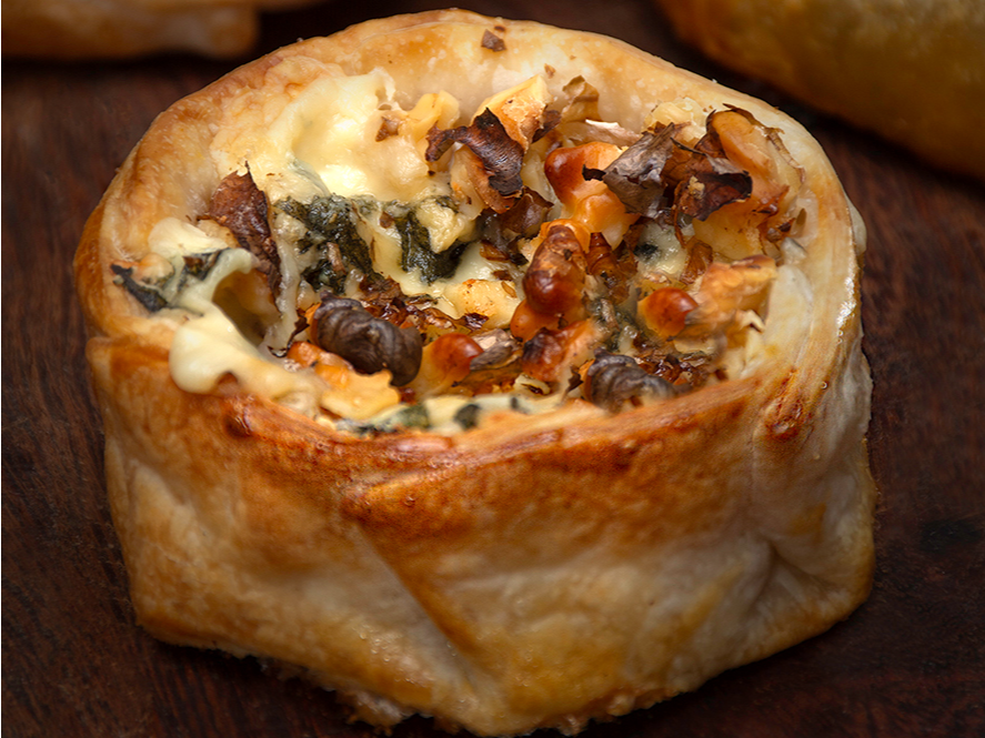 Queso Azul Muzzarella y Nuez