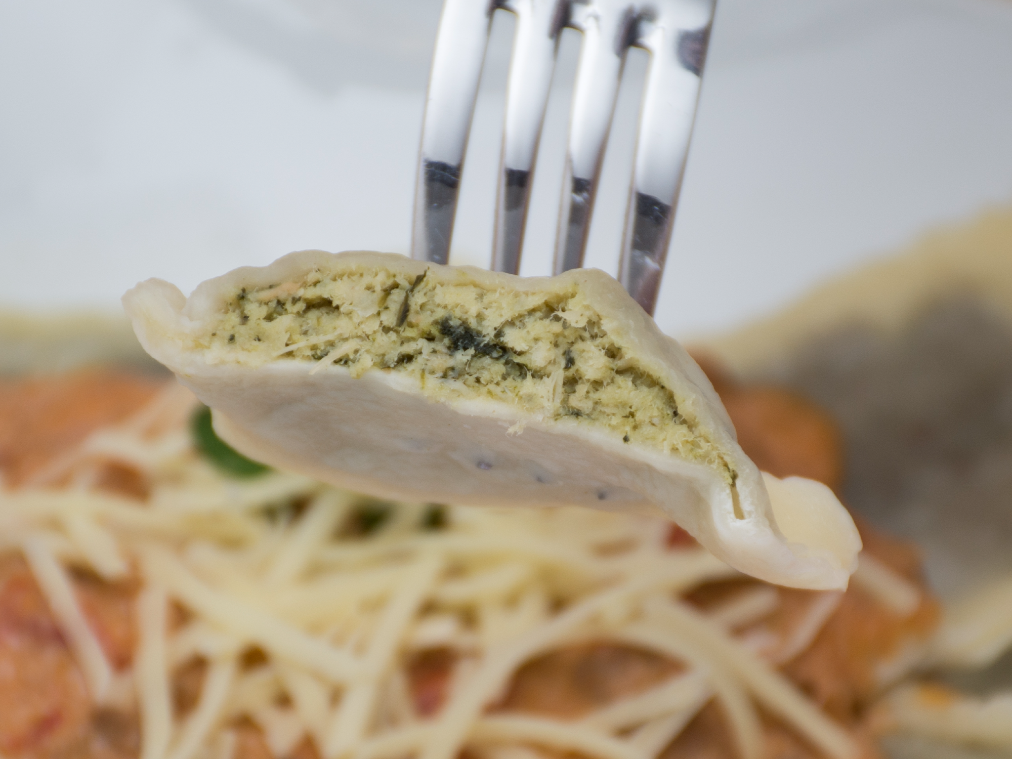 Ravioles de Pollo y Espinaca. porción de 12 unidades