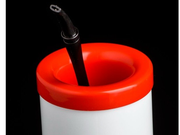 ACCESORIO PARA MATE ROJO CON BOMBILLA Y SACA YERBA
