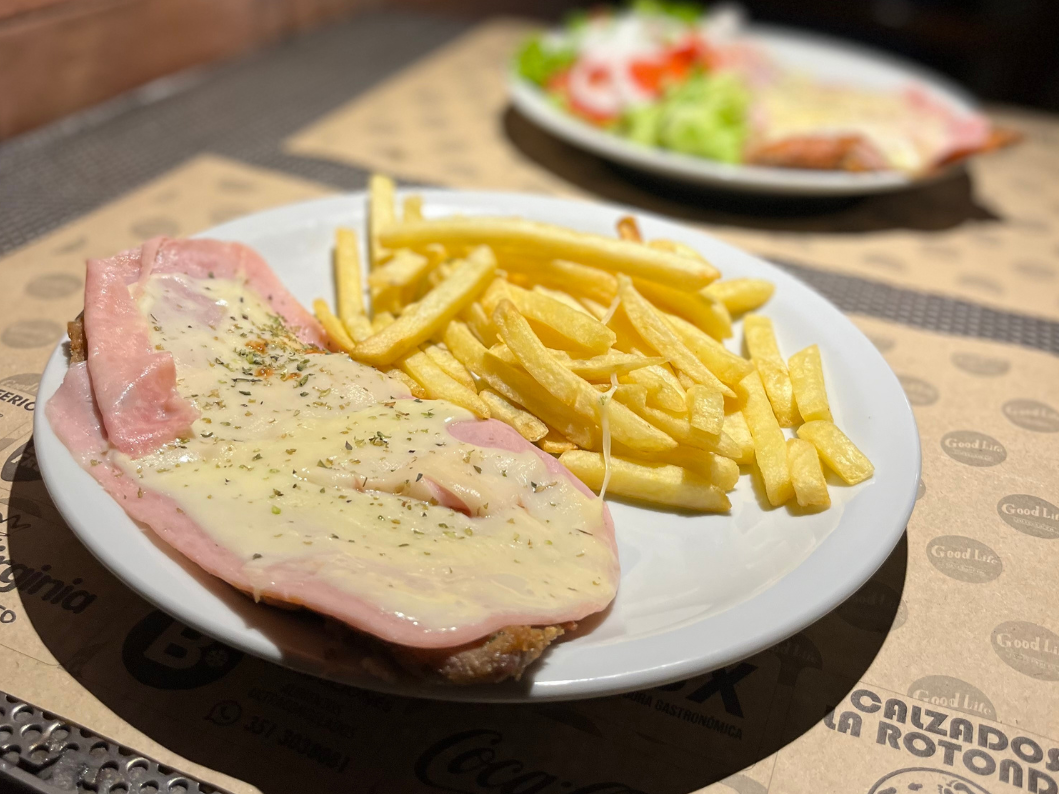 Milanesa Napolitana con guarnición