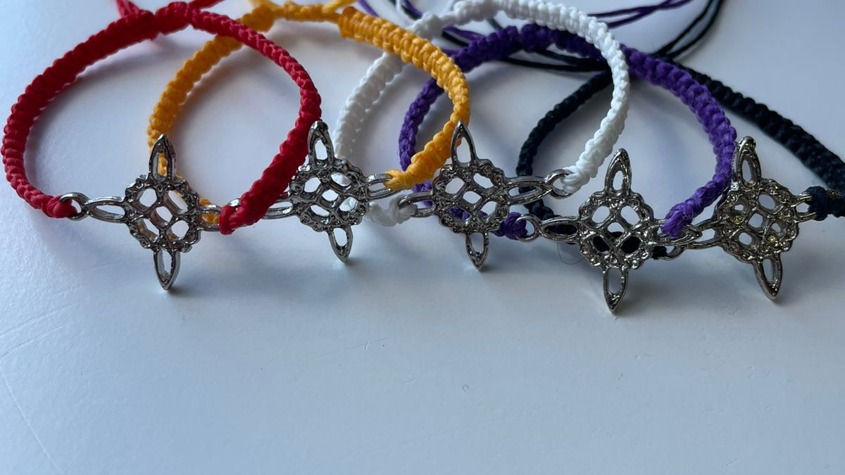 Pulseras "Nudo de bruja"
